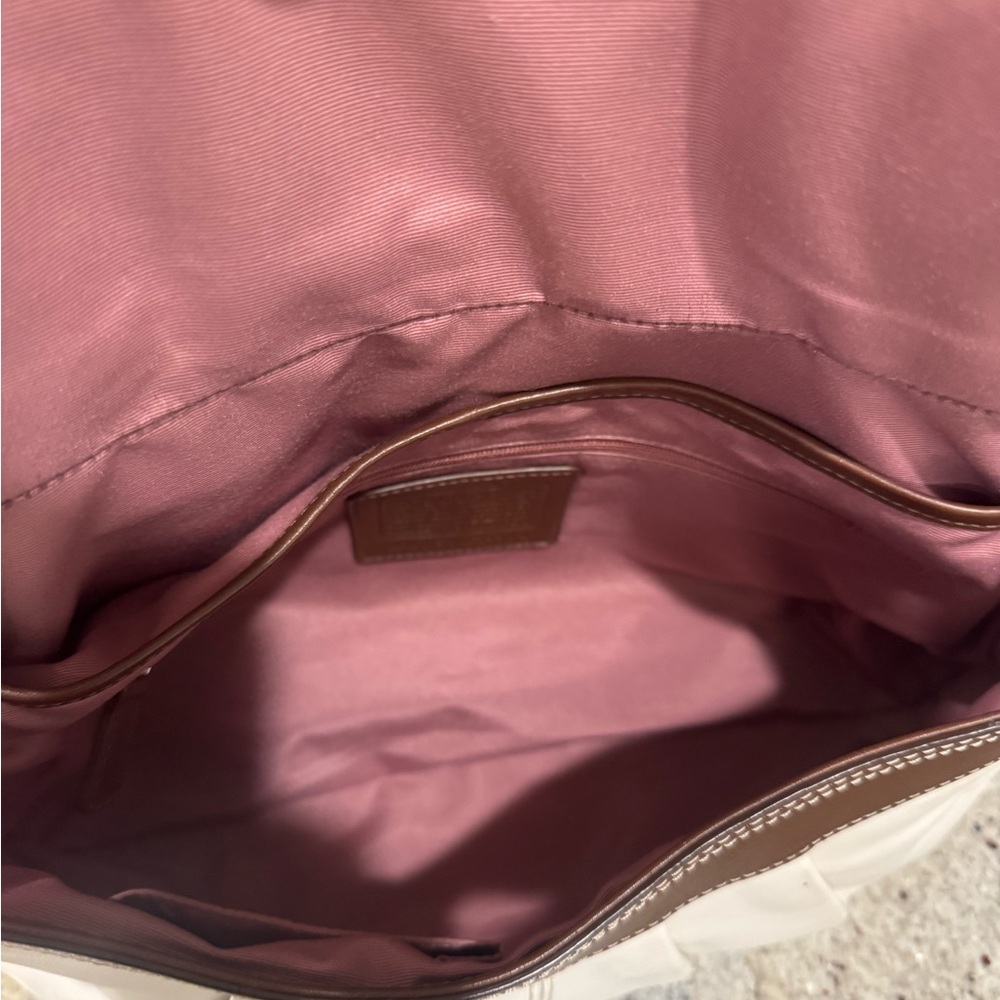 Coach soho white and Brown Leather Shoulder Bag Y2K excellent condition - Picture 7 of 9
